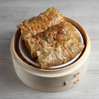 Tofu Skin Rolls with Oyster Sauce Dim Sum / 蚝皇鮮竹卷